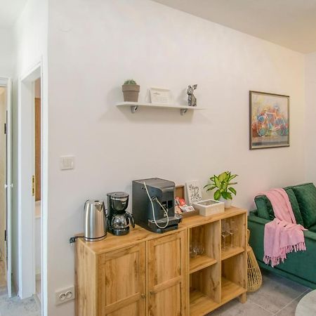 Apartman Enjoy Ρόβινι Εξωτερικό φωτογραφία