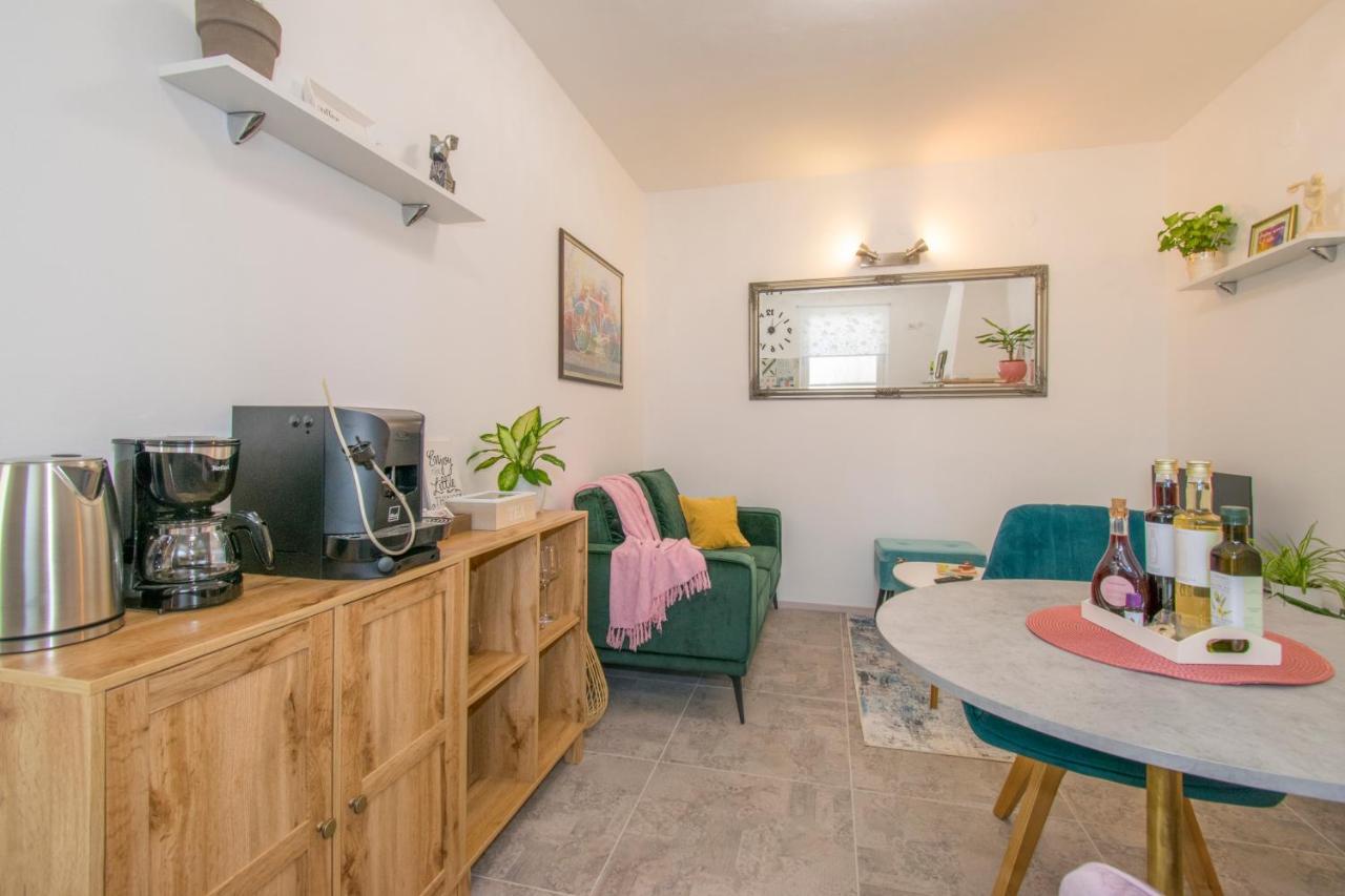 Apartman Enjoy Ρόβινι Εξωτερικό φωτογραφία