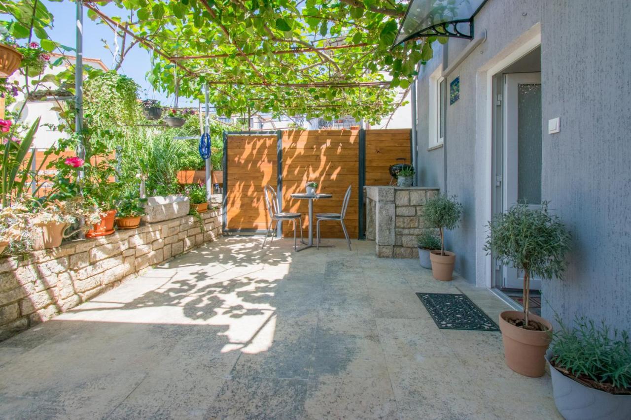Apartman Enjoy Ρόβινι Εξωτερικό φωτογραφία