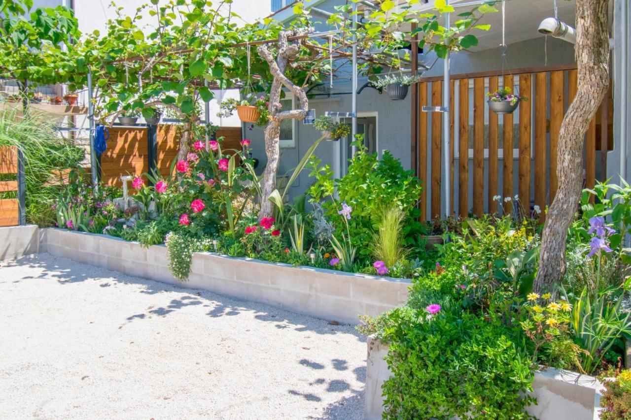 Apartman Enjoy Ρόβινι Εξωτερικό φωτογραφία